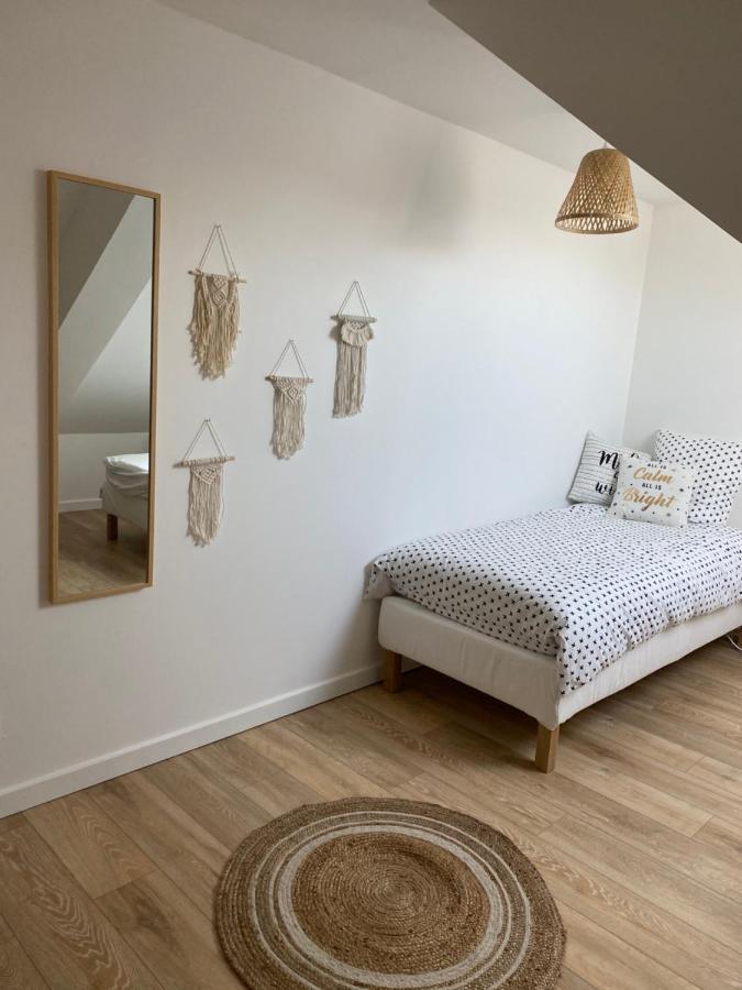 Le Presbytere Des Baraques A Bleriot-plage - 3 Apartment Sangatte