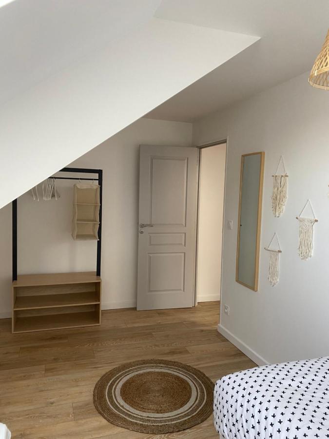 Le Presbytere Des Baraques A Bleriot-plage - 3 Apartment Sangatte